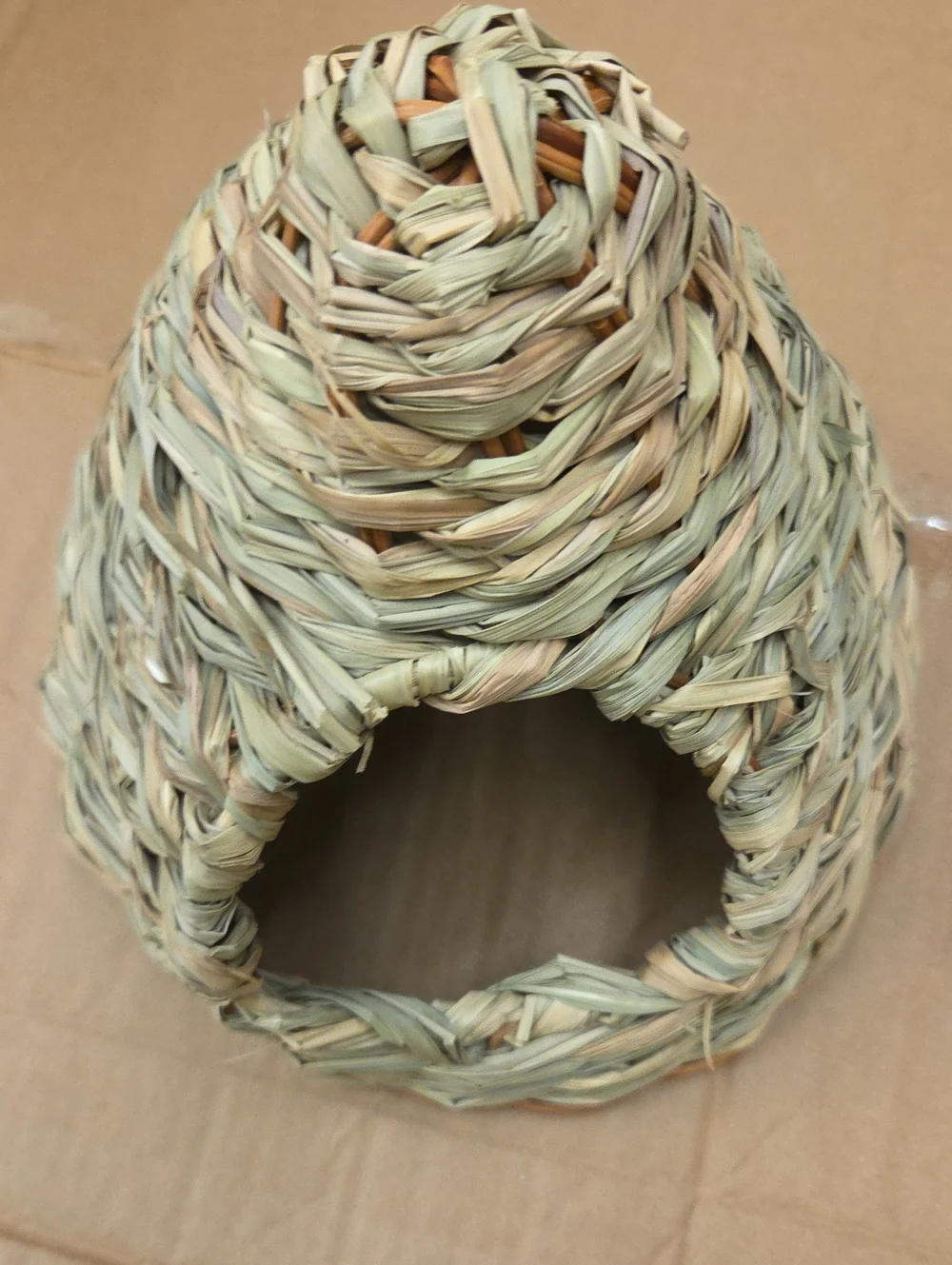 Woven Grass Hideout for Small Pets - Natural Tan-Large 8.5 X 8.5